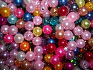 Jewelry-Making & Arts-and-Crafts (all ages)